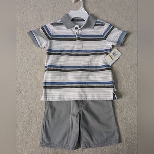Calvin Klein 2 piece boys 3T short set